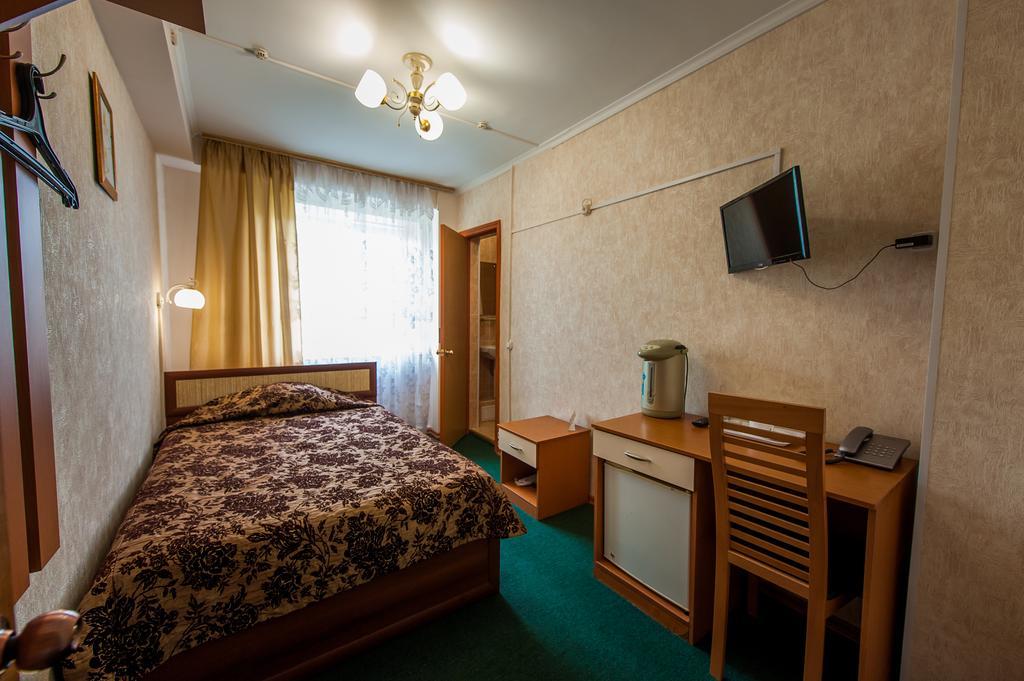 Moryak Hotel Vladivostok Exterior photo